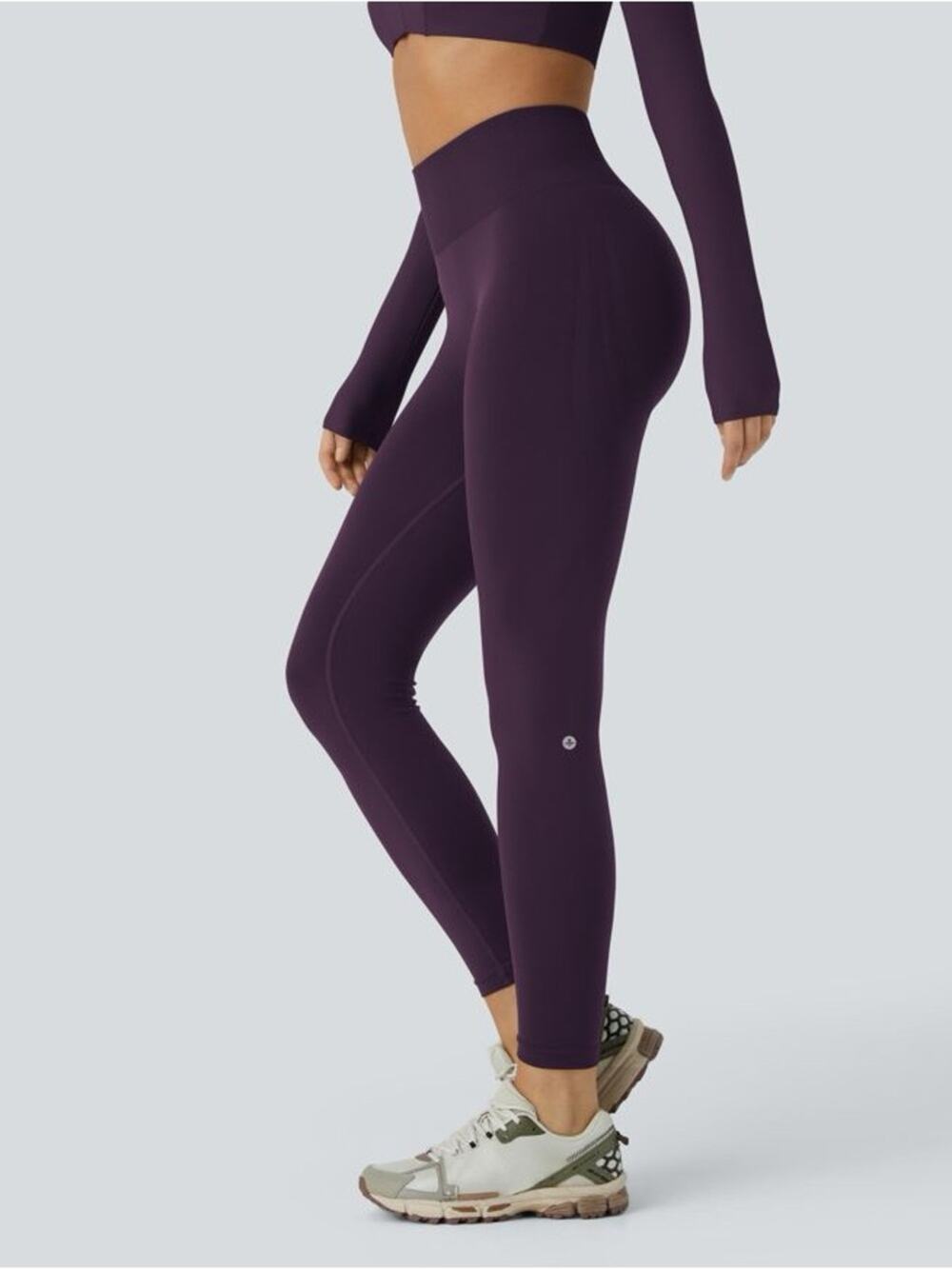 Halara OneForm Seamless Flow Mid Rise Tummy Control Butt Lifting 7/8 Leggings